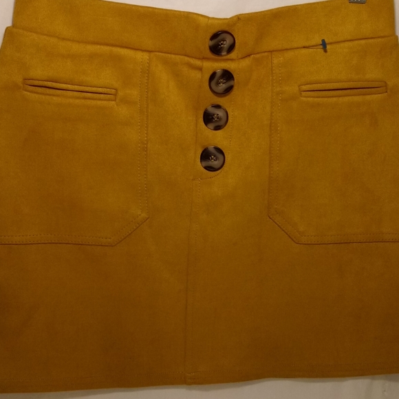 Dresses & Skirts - BLASHE MINI SKIRT